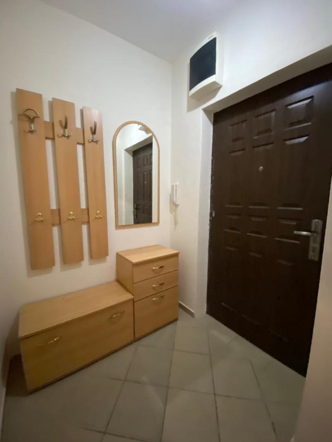 Apartman Filip Podgorica Buitenkant foto