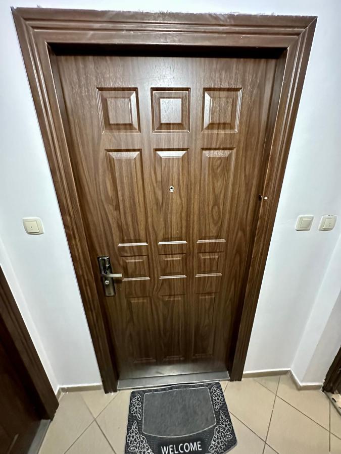 Apartman Filip Podgorica Buitenkant foto