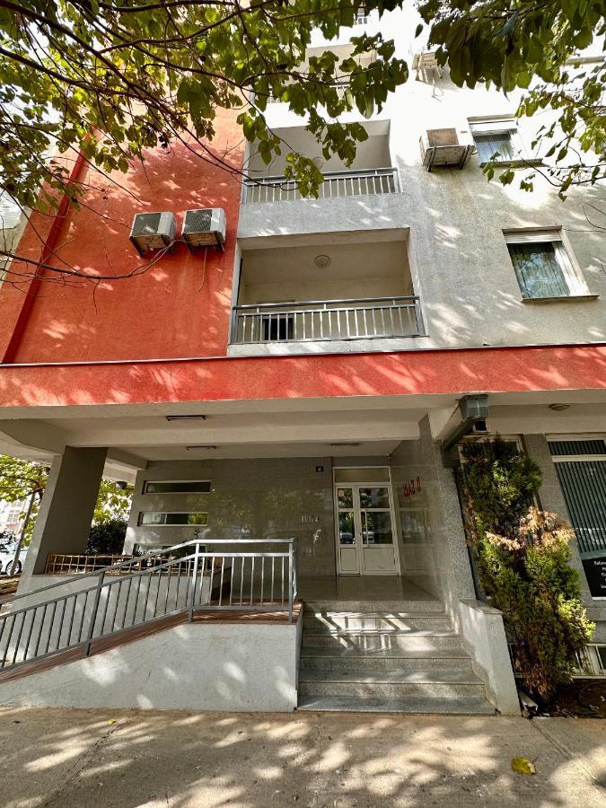 Apartman Filip Podgorica Buitenkant foto